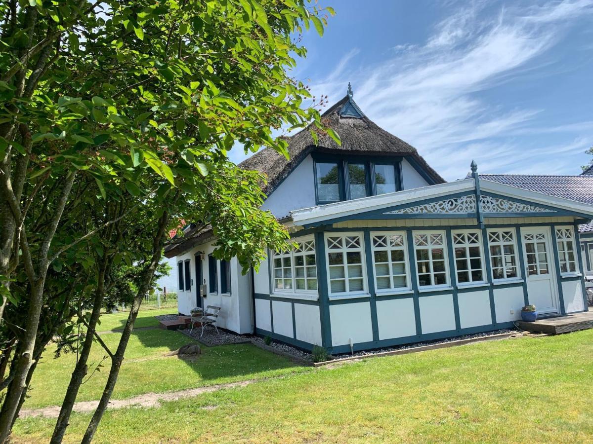 Ferienhaus Becker Prerow Exterior photo