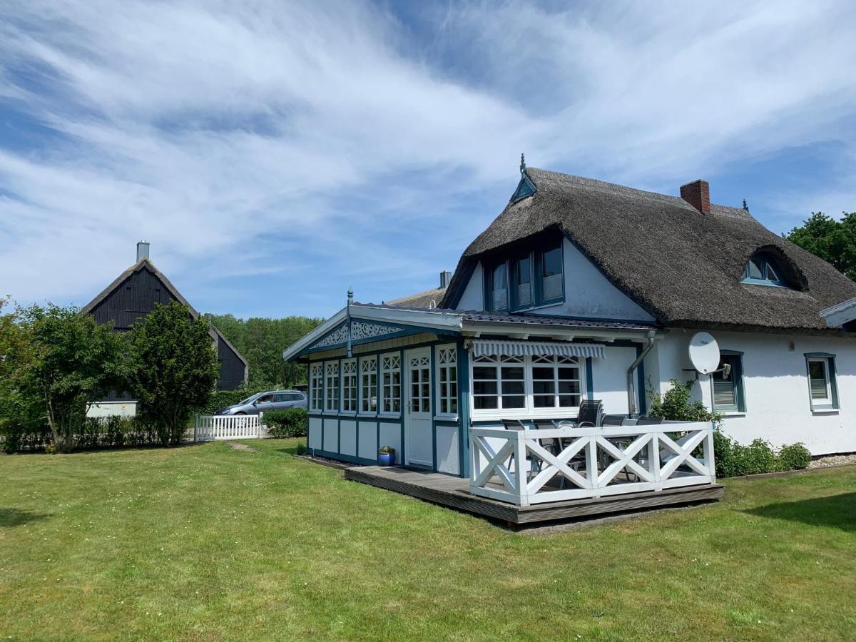 Ferienhaus Becker Prerow Exterior photo